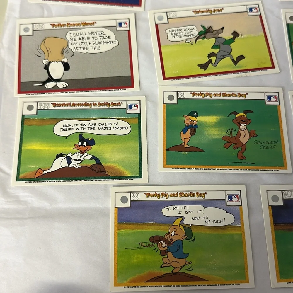 Vintage 1990 Upper Deck Looney Tunes trading Collectible cards 22 Total